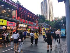 -八一好吃街·高品美食广场