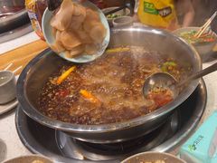 炸过的鱼摆摆-肖肖酸萝卜鱼火锅(总店)