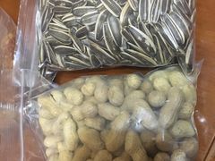 -周记炒货·山核桃·甘栗(武林店)
