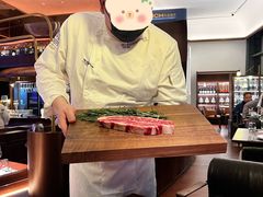 -MONICH牛排融合餐厅(和义大道购物中心店)