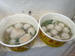 -龙头鱼丸店 只此一家只卖手工鲨鱼丸