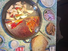-鸿姐老火锅(疁城新天地店)