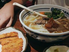 -鑫花溪牛肉米粉(东环大润发店)