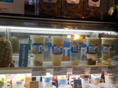 面包甜点陈列柜-Blueglass酸奶(华贸购物中心店)