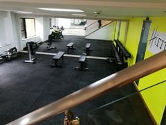 -悦耐私教健身馆(保利中心店)