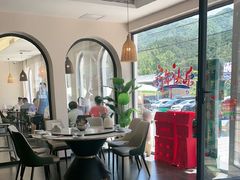 -何适山庄 ·可团建(水长城P2停车场店)