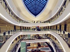 -上海滴水湖皇冠假日酒店