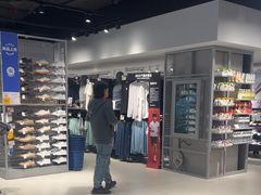 -迪卡侬(环球港店)