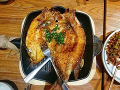 香茅草烤罗非鱼-云海肴·云南小炒·汽锅鸡(天津国金汇店)