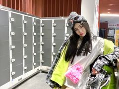 -陈露国际冰上中心(天津嘉里汇店)