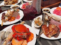 -广州万富希尔顿酒店·感趣自助餐厅·金秋蟹宴生蚝海鲜刺身