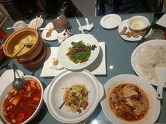 -双湖园·地标武汉菜(黄鹤楼解放路店)