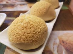 酥皮焗叉烧包-添好运点心专门店(深水埗店)
