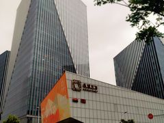 -东方体育中心(地铁站)