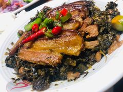 -老滇山寨•云南特色菜•地方菜•民族风情歌舞表演(金碧店)