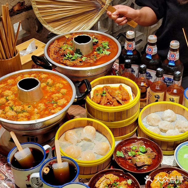 坐穿11号线，就为了来吃这家市井小火锅‼️ 