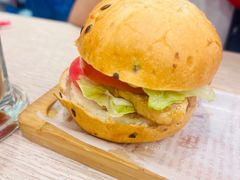 -佰搭果·广式茶餐厅(西华路店)