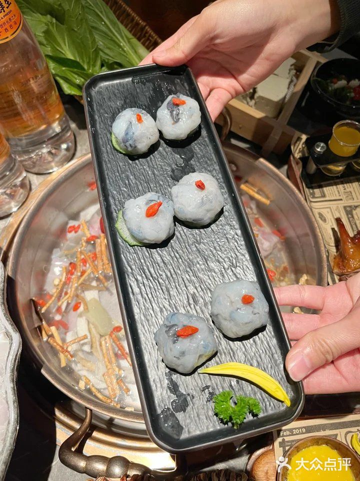 一口入魂！脆鲩鱼火锅界的颜值天花板🔥🐟