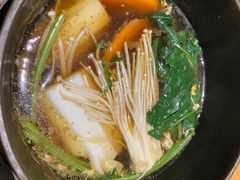 -呷哺呷哺 黄金牧场 (新中关购物中心店)