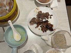 -莲餐厅·湖北菜·潜江小龙虾店(愚园路店)