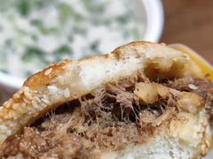 牛肉烧饼普通版-穆得·老周家牛肉烧饼(普利街店)