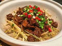 -石家饭店·百年老字号(灵岩山穹灵路店)