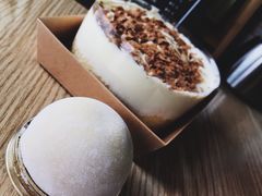 -蜜蜂小象·榴莲千层蛋糕(时代汇11栋店)