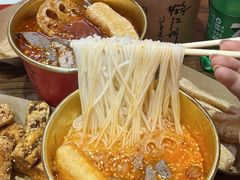 -鹤江桥·红油牛肉粉(SKP店)