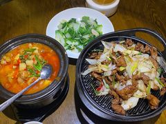 -粗茶淡饭·隐庐私厨(东亭店)