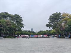 -英雄广场