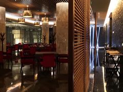 -粤尚腾香居中餐厅(首都机场希尔顿店)