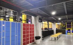 -蹦贝运动中心·蹦床·攀岩·闯关(龙岗店)