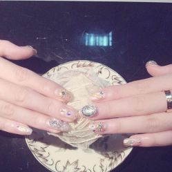 -EMILY艾枚莉美甲美睫·美颜·现磨咖啡