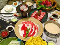 -红鼎豆捞·专注品质海鲜20年(宝丰路店)