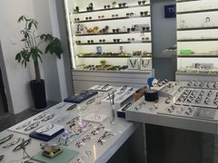 -视野联行眼镜·蔡司·控优点授权(长白万象汇店)