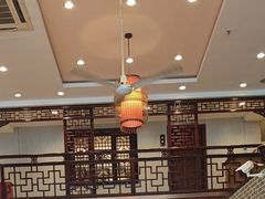 -侬佳蒸菜馆(听潮店)