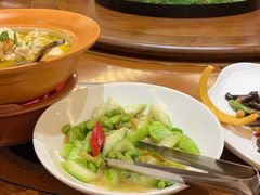 -中威蓝海御华大饭店·蓝钻海鲜自助百汇