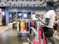 -迪桑特DESCENTE(青岛山东路万象城店)