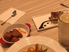 -必胜客(桐乡吾悦广场店)