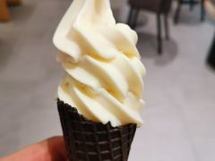 -喜茶(杭州滨江宝龙店)