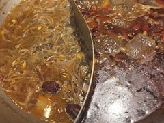 -沸炉重庆老火锅(军事博物馆店)