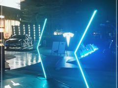 -TESLA 特斯拉(广州天环广场体验店)