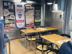 -Tube station站点比萨(王府井百货店)