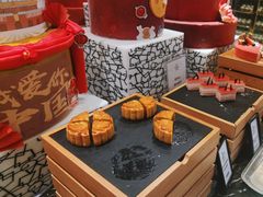 -广州万富希尔顿酒店·感趣自助餐厅·金秋蟹宴生蚝海鲜刺身