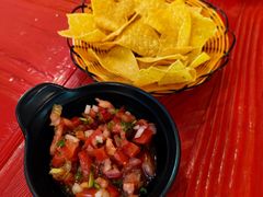 餐前玉米片-Pistolera Mexican Cantina女枪手墨西哥餐厅(碧云路店)
