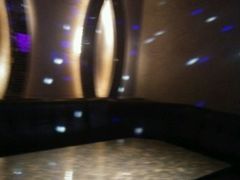 -唛客疯量贩式KTV(金飞达广场店)