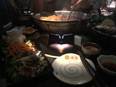 -湊湊火锅·茶憩(新中关购物中心店)