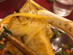 -山城年华老火锅(玉林店)