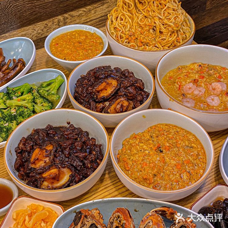 好吃晕️在杭州一定要来吃这碗40多r的蟹黄饭️