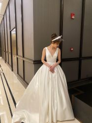 -深白婚纱艺术馆(王府壹号店)